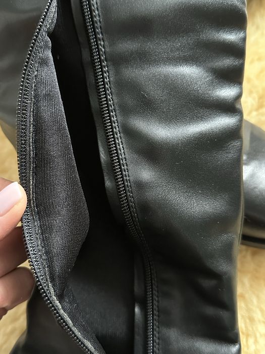 Чоботи від Zara