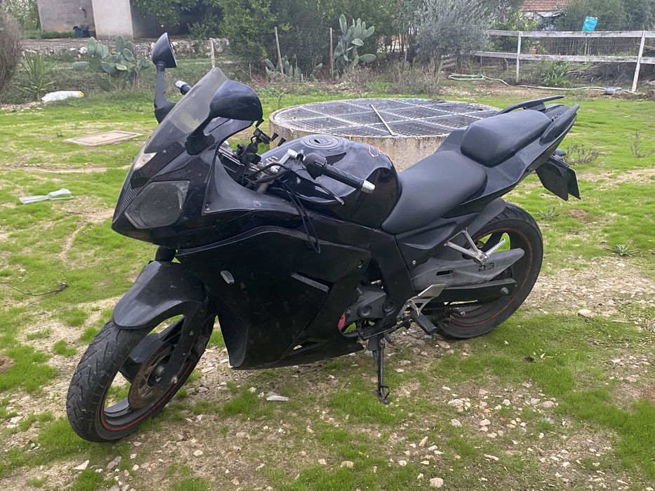 Daelim roadwin 125 r fi