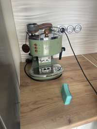 Кавова машинка , Кавова машина Delonghi Icona Vintage ECOV 311.GR