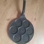 Patelnia duża 27 cm non-stick na 7 małych naleśników