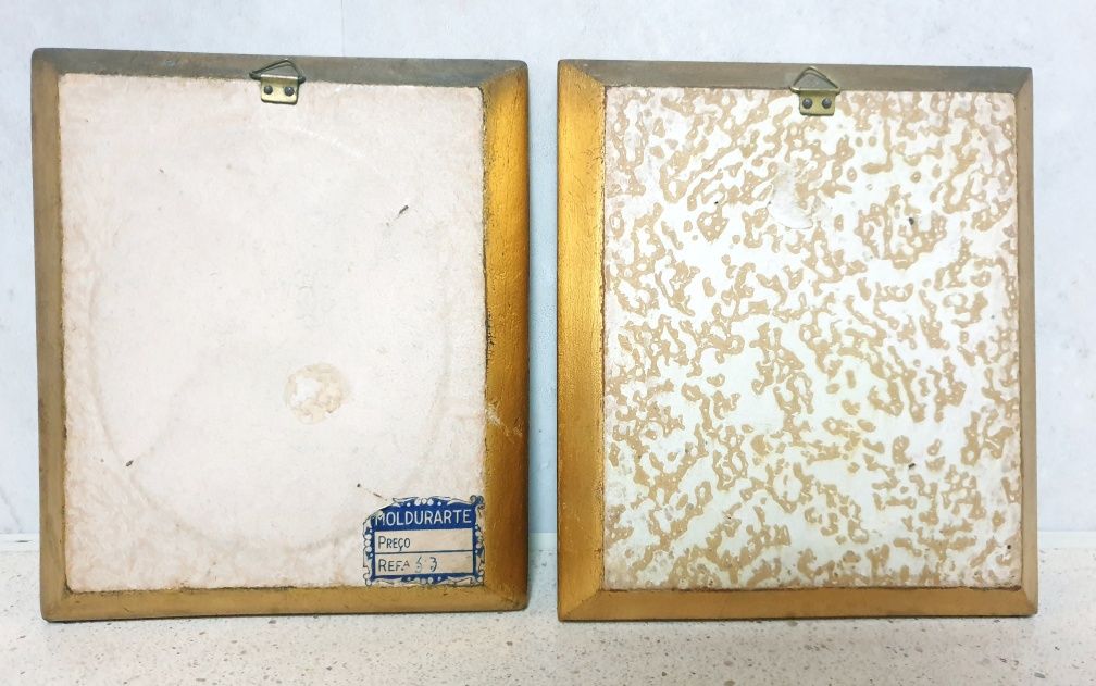 Par de lindas antigas molduras douradas com vidros curvados