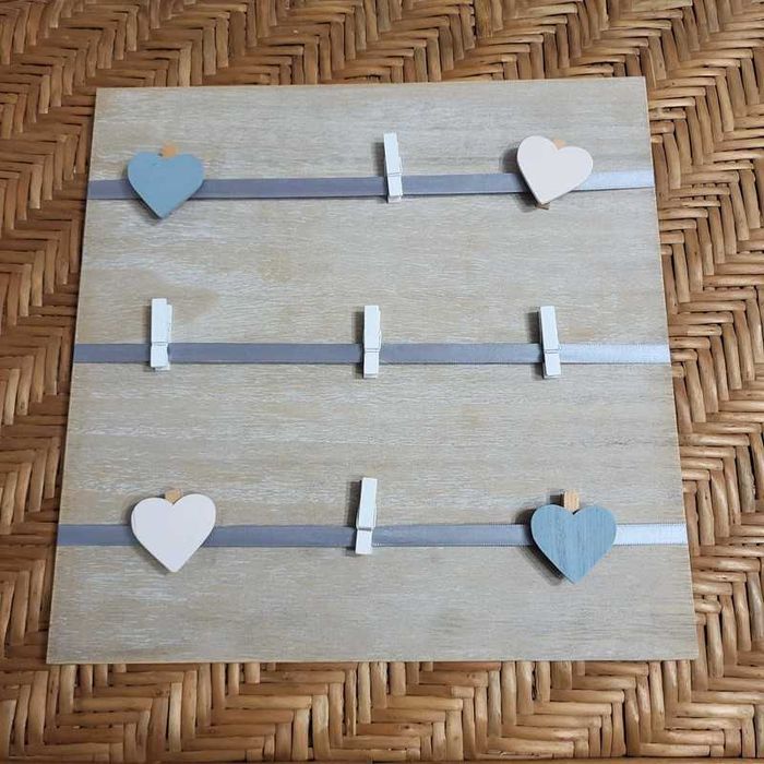 Tablica dekoracyjna z klamerkami 30cm x 30cm Pepco