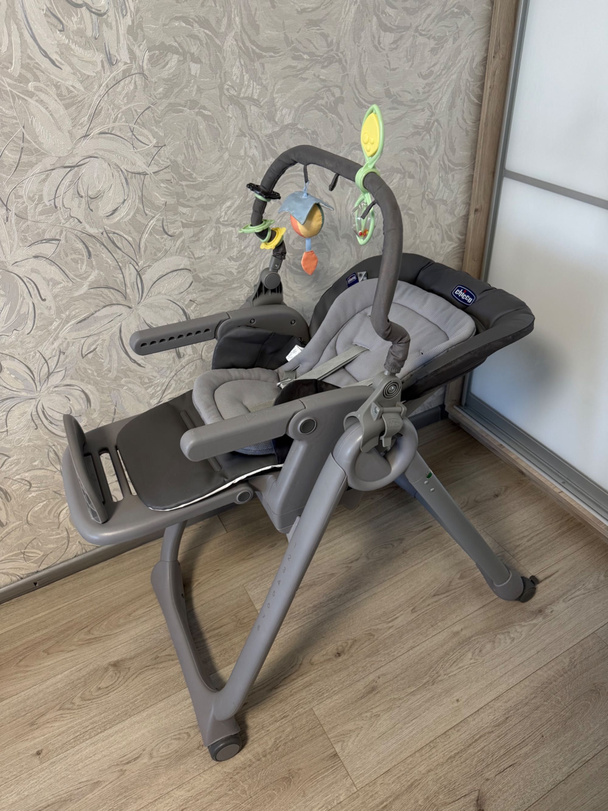Стільчик для годування chicco magic polly relax