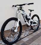 Rower zjazdowy  YT TUES downhill DH 26 cali M