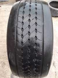 Шина 385 / 55 R 22,5