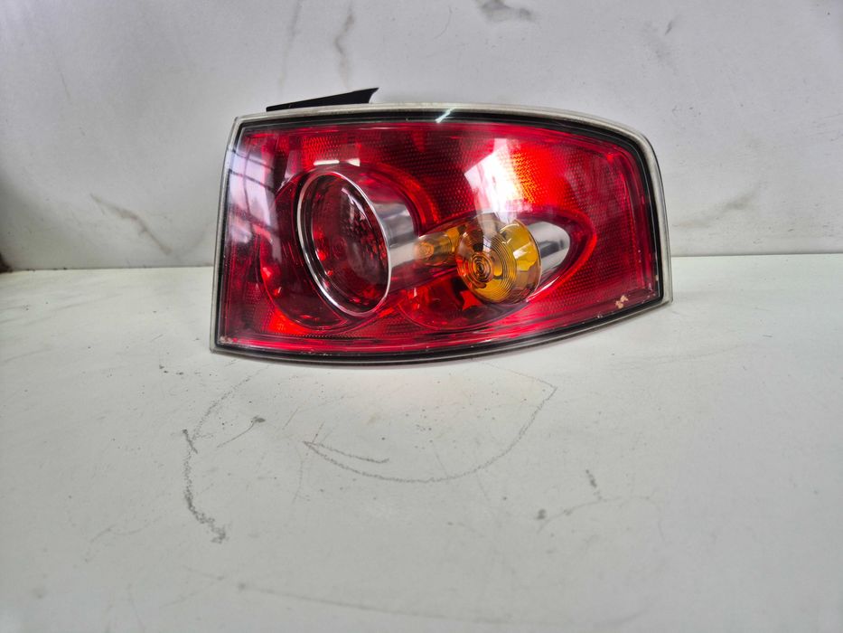 seat ibiza III lampa tylna prawa prawy tył europa igła! oryginał