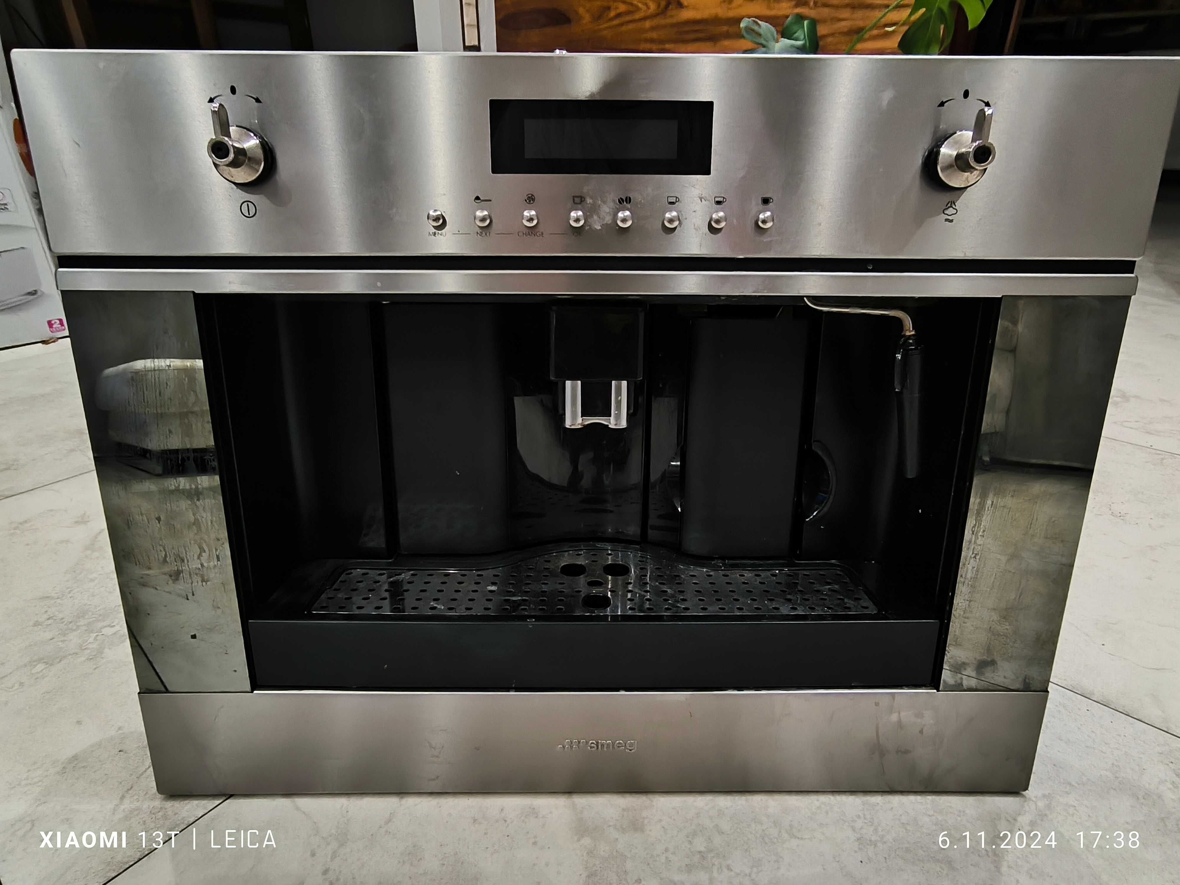 ekspres SMEG CMS45X uszkodzony