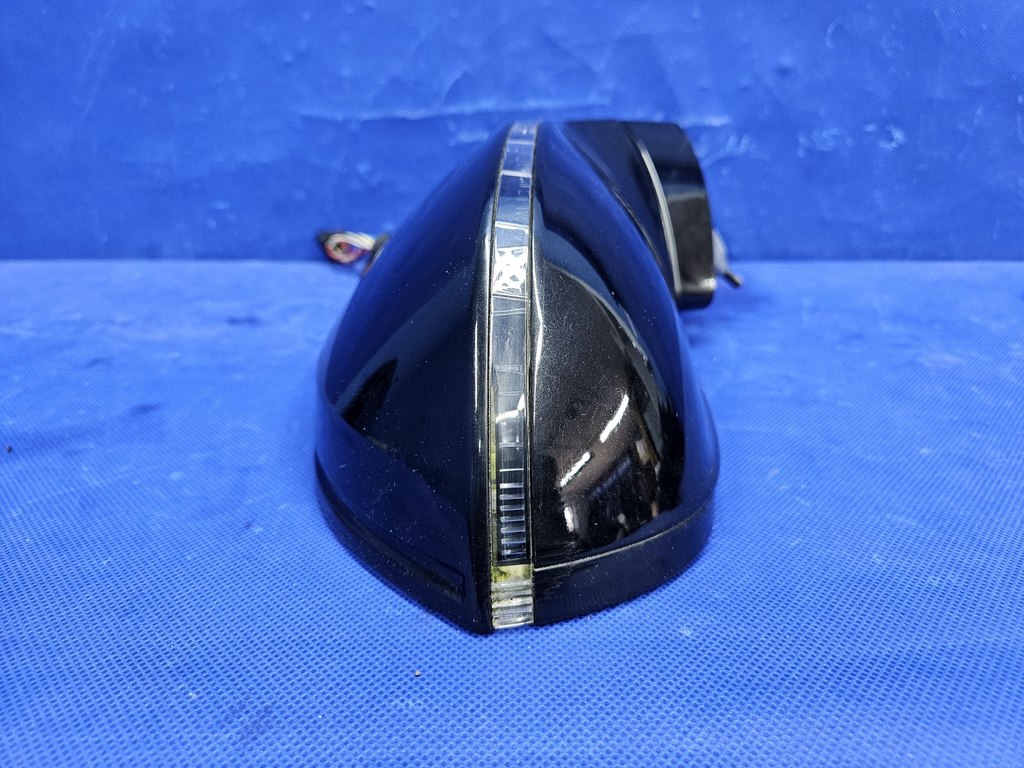 LUSTERKO prawe AUDI A7 C7 4G Europa 14+2 PIN asystent LY9T fotochrom