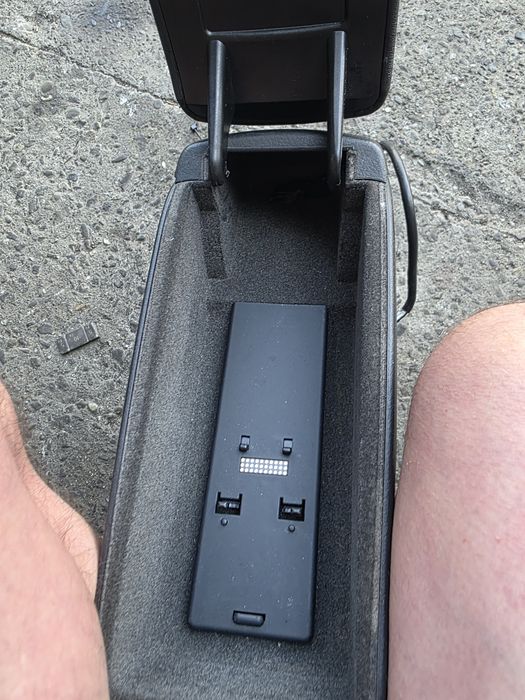 Audi a4 b6 b7 Podłokietnik