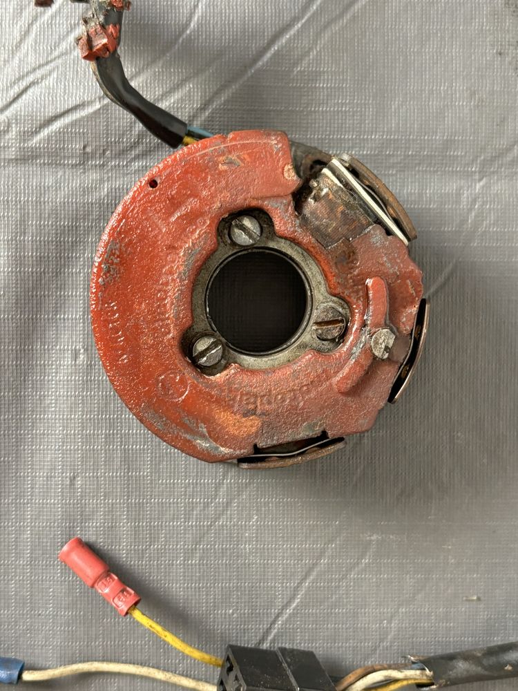 Stator stojan alternator iskrownik KTM Gs MX 350 '1987R