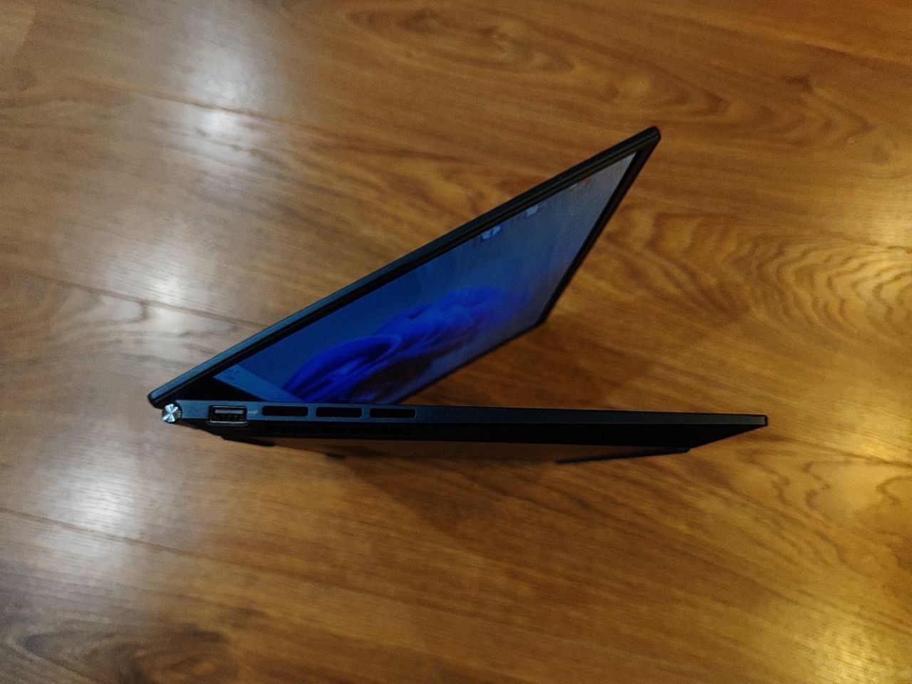 Ноутбук ASUS Zenbook 14" i5-1240p OLED 8GB 256GB Harman/kardon Ідеал