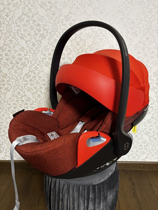 Автокрісло Cybex Cloud Z+ plus i-Size Autumn Gold burnt Red
