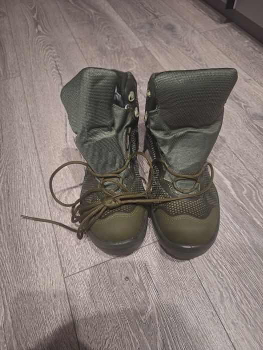 Черевики з високими берцями ( берци) літні