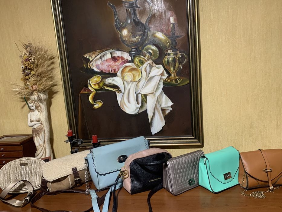 Жіночі елегантні сумочки