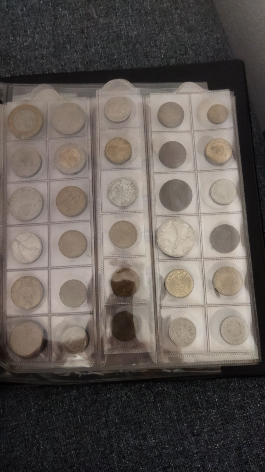 Coleção de moedas mais de 550 para colecionadores