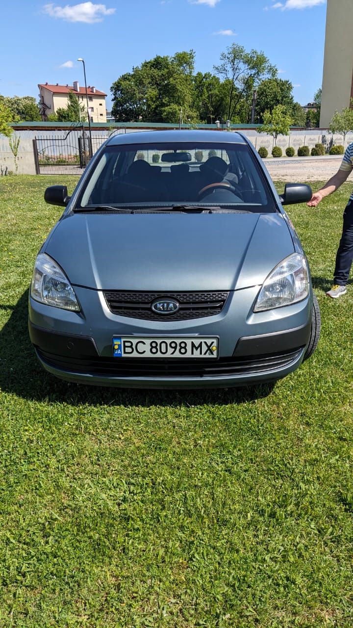 Продам KIA Rio...