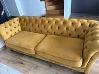 Sofa cheesterfield miodowa