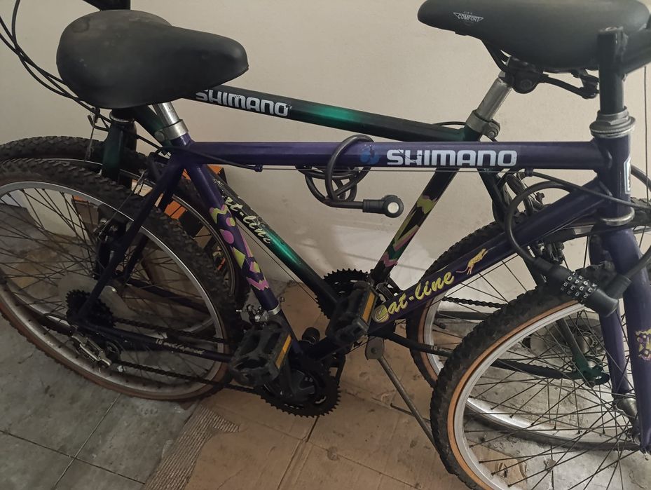 Duas Mountain Bike (MTB) de 7 velocidades