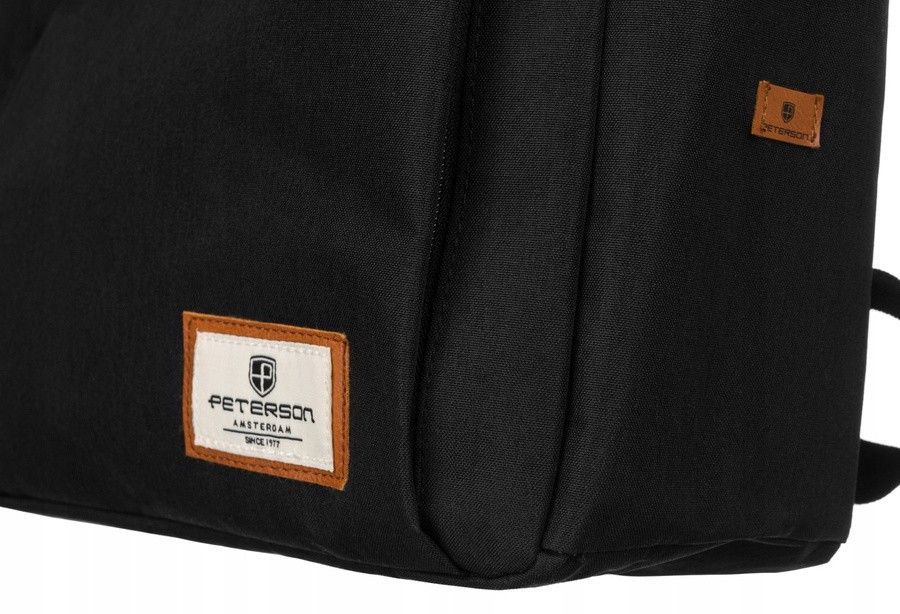 pojemny plecak sportowy z portem ładującym - peterson