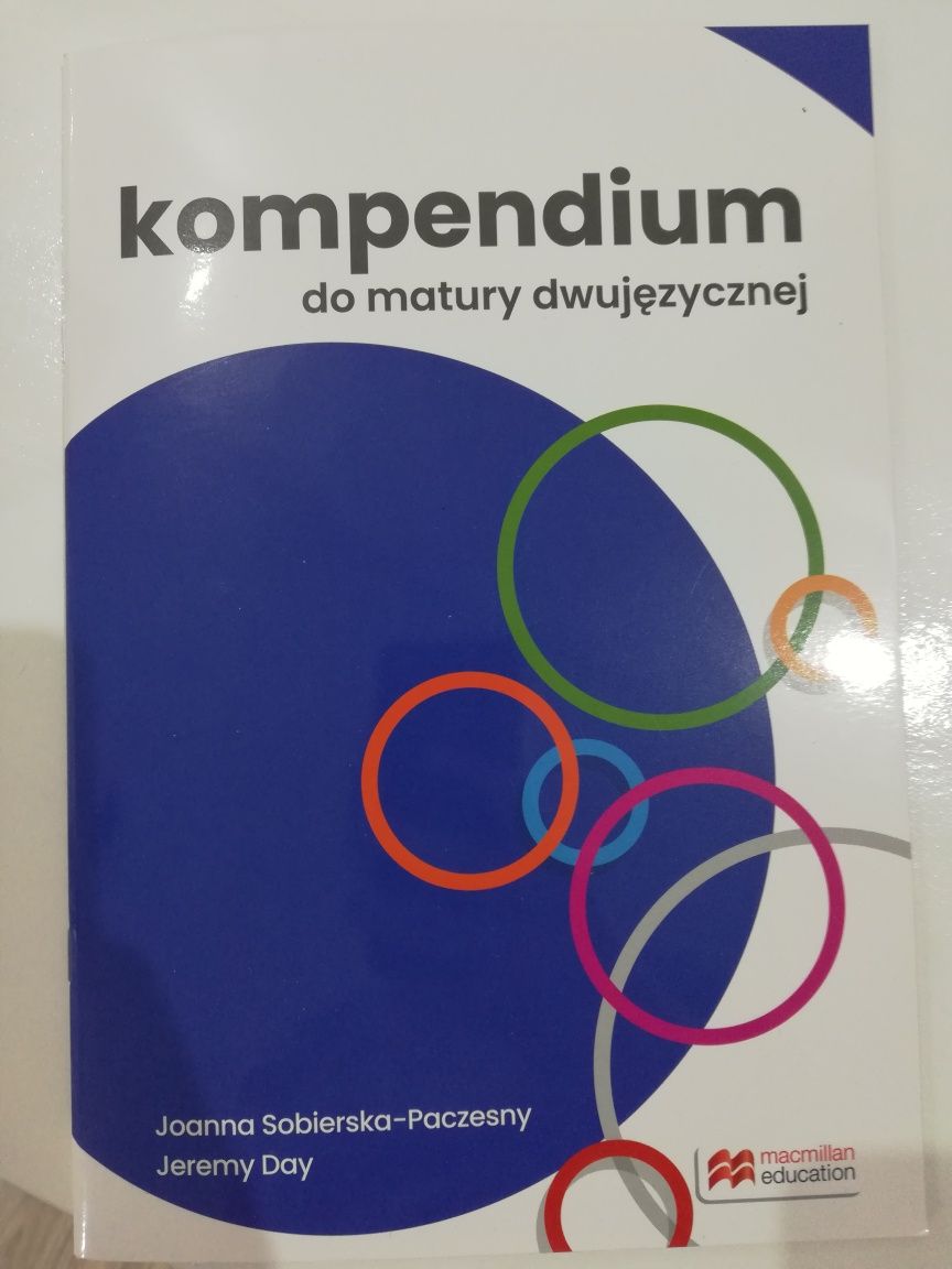 Sprzedam kompendium do matury dwujęzycznej