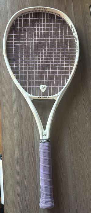 Тенісна ракетка YONEX VCORE 100 (300G) 2024 SAND BEIGE