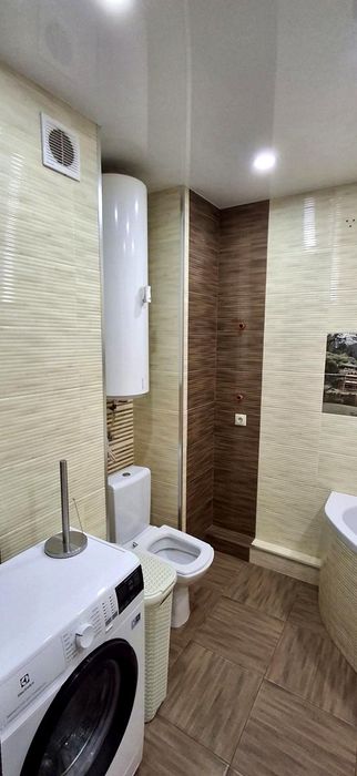 Затишна 2-кімнатна квартира з якісним ремонтом вул. Радунська 30