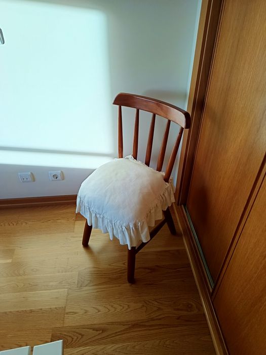 Cadeira estilo romântico