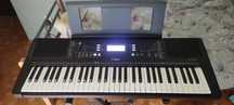 Yamaha PSR-E373 + statyw + pedał sustain — zestaw, jak nowy