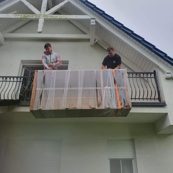 PRZEPROWADZKI,UTYLIZACJA,, sprzątanie strychów i piwnic, montaż mebli,