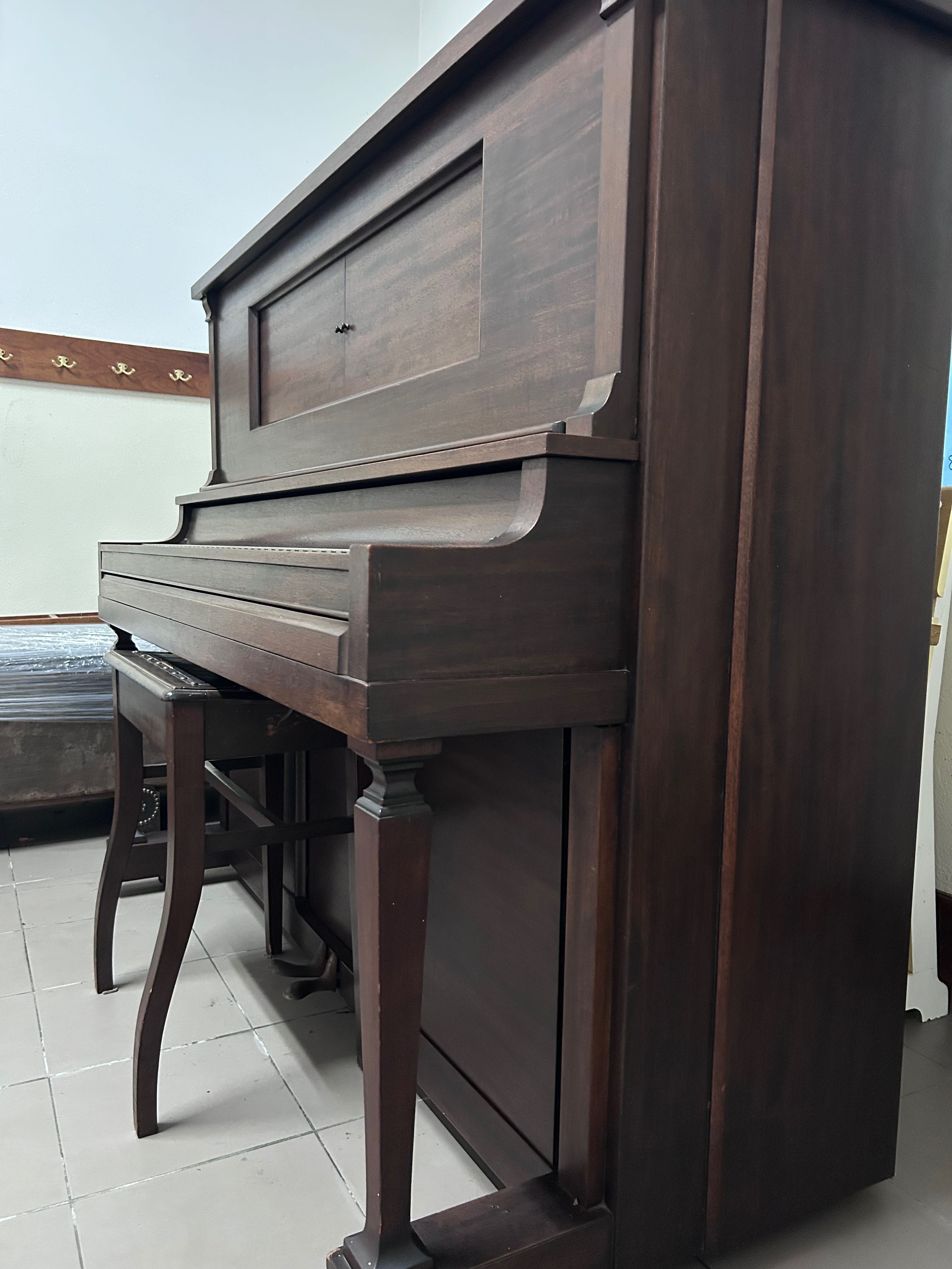 Sterling Player Piano - Pianola
