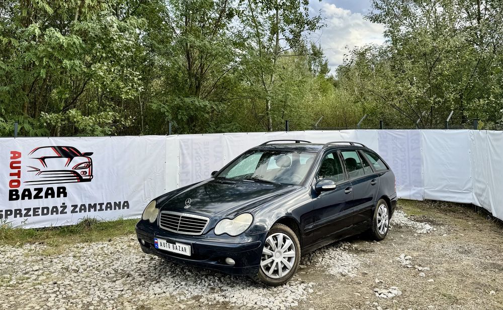 Mercedes C200 2.0 benzyna + LPG > 2003 > Kombi > Hak > Klima > Zamiana