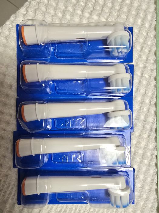 5 oryginalnych końcówek do szczoteczek Oral-B