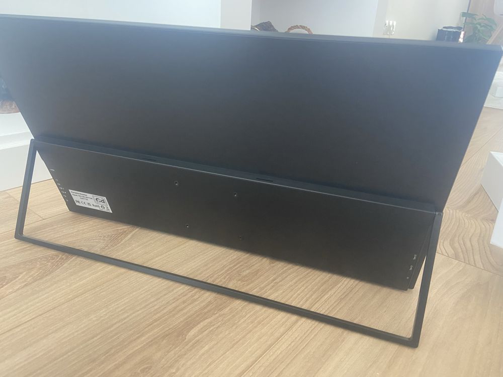 Monitor portatil de 22” Qled
