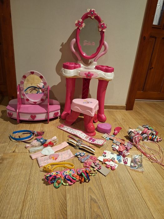 Toaletka Barbie Klein + Gratis drewniana Toaletka i akcesoria
