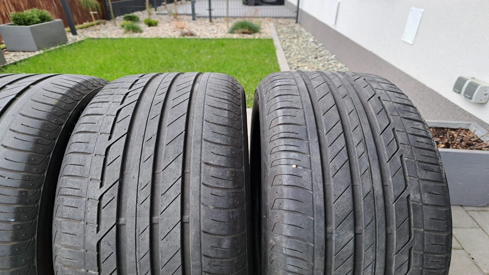 4 szt Opony Bridgestone 225/55/R17