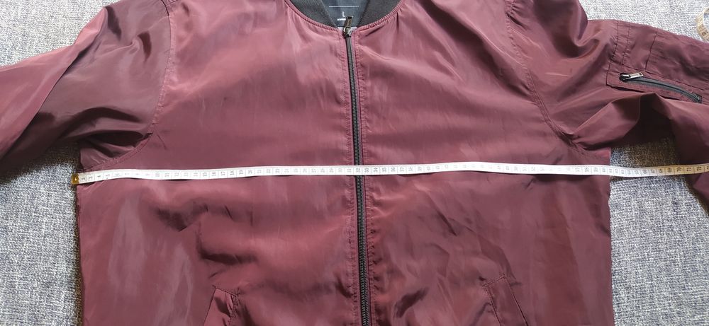 Bordowa kurtka Reserved