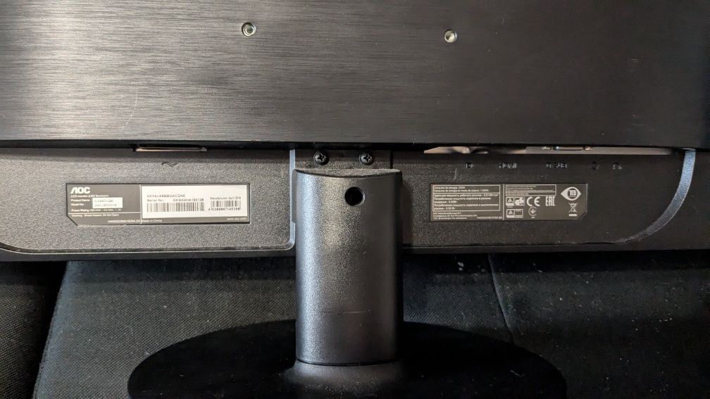 Monitores LCD  24" & 21"