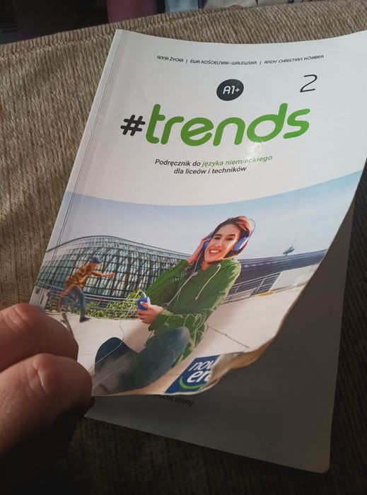Trends A1 + klasa 2 język niemiecki