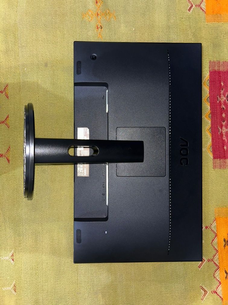 Monitor-semi novo