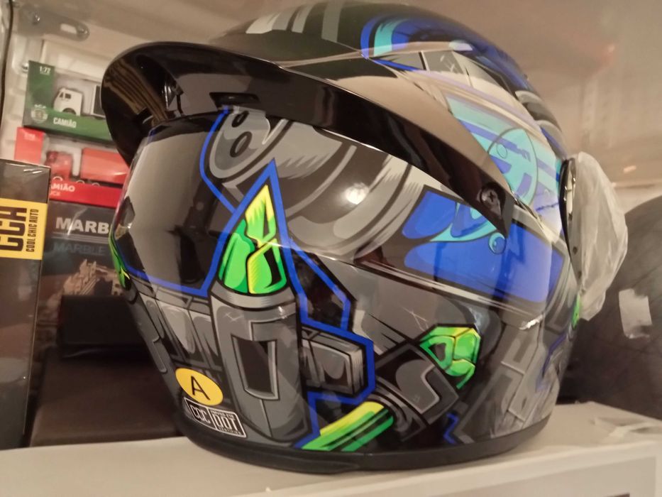 Capacete+Casaco. Moto 229€. Oportunidades