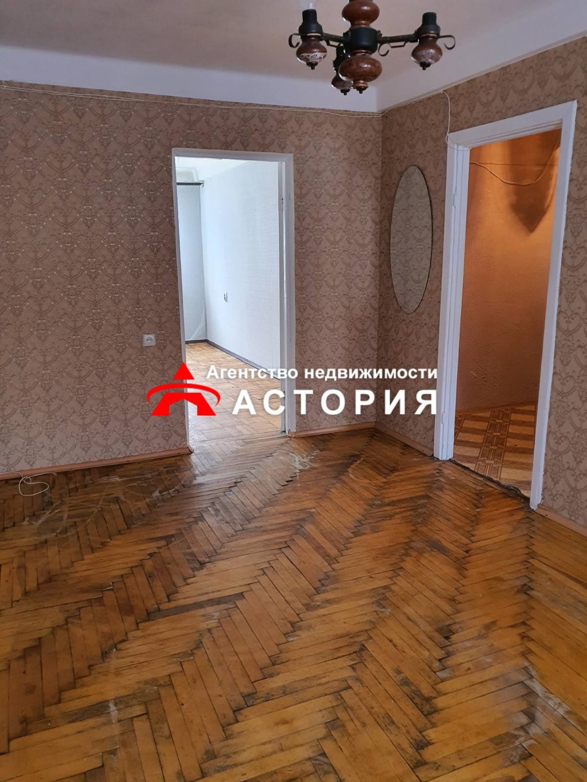 Продаж 2-кімнатної квартири по вул. Полякова