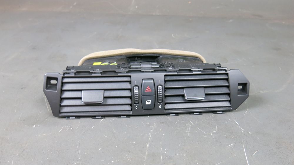 BMW E60 E61 FL Lift kratka środkowa nawiewu