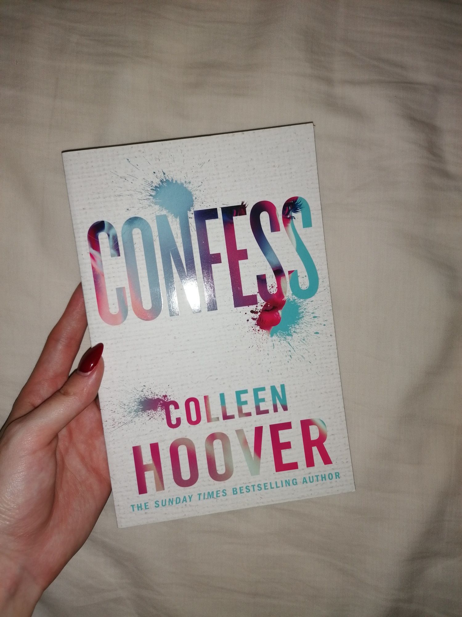 Livro Confess da Colleen Hoover