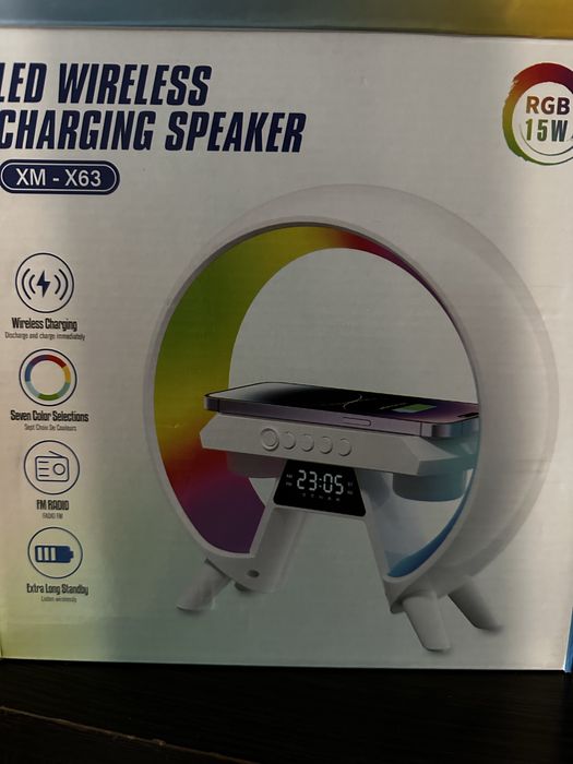 Годинник нічник з бездротовою зарчдкою