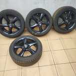 Opony zimowe z felgami R17