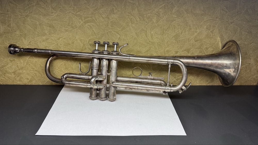 Труба Vincent Bach TR-200