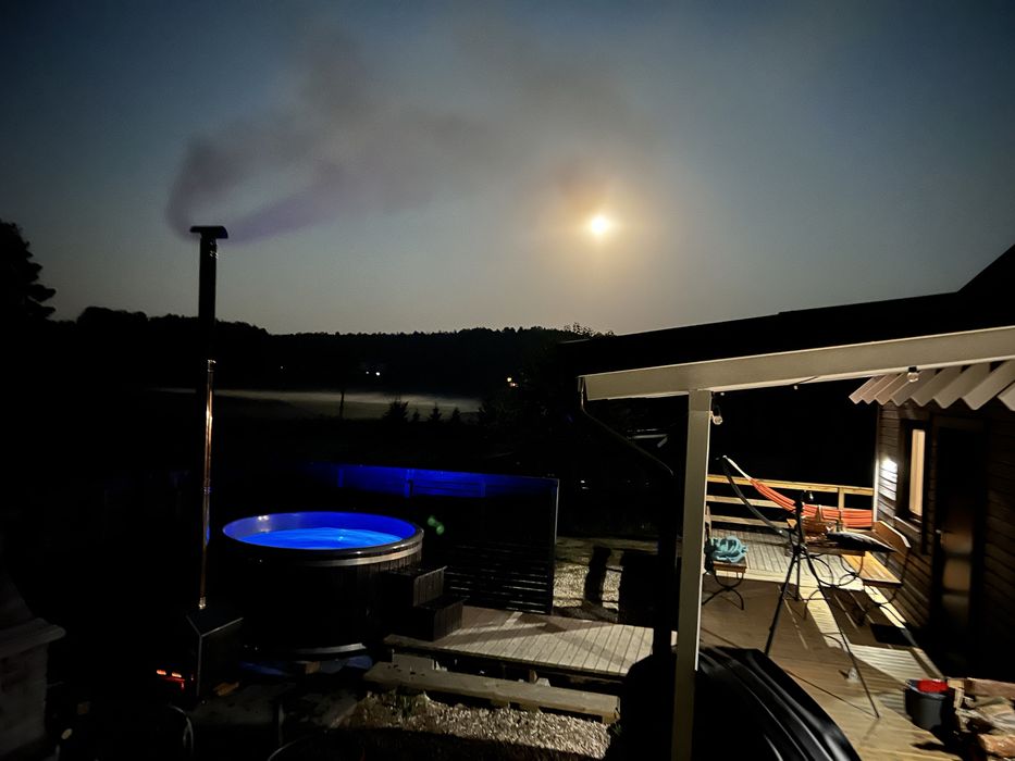 Domek z balią  jaccuzi,domek nad jeziorem, sauna, wolny Sylwester