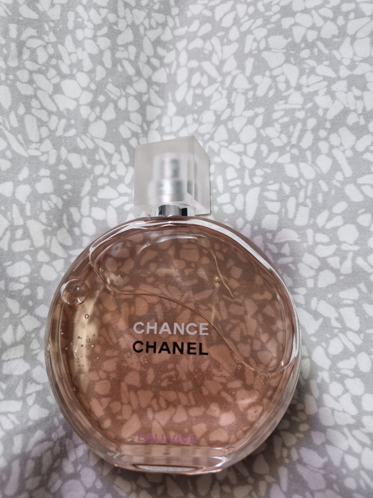 Chanel eau vive perfum