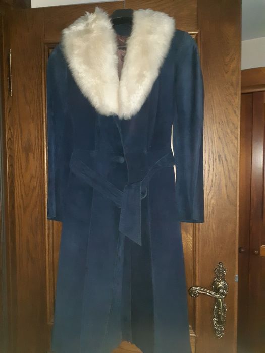 Płaszcz damski zamszowy