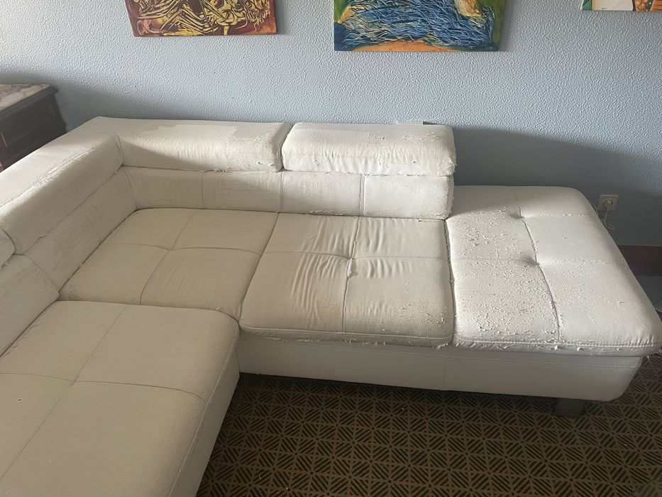 Sofá em L – grande, confortável e moderno